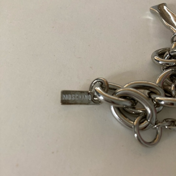 Moschino Timeless Charm Bracelet VTG - Picture 3 of 8